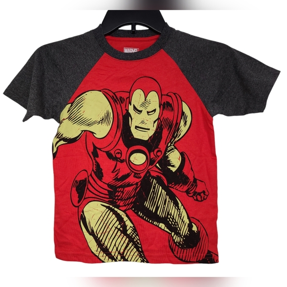 Marvel Avengers Boy's Iron Man Red Short Sleeve Graphic T-Shirt Size 6 New - Picture 2 of 8
